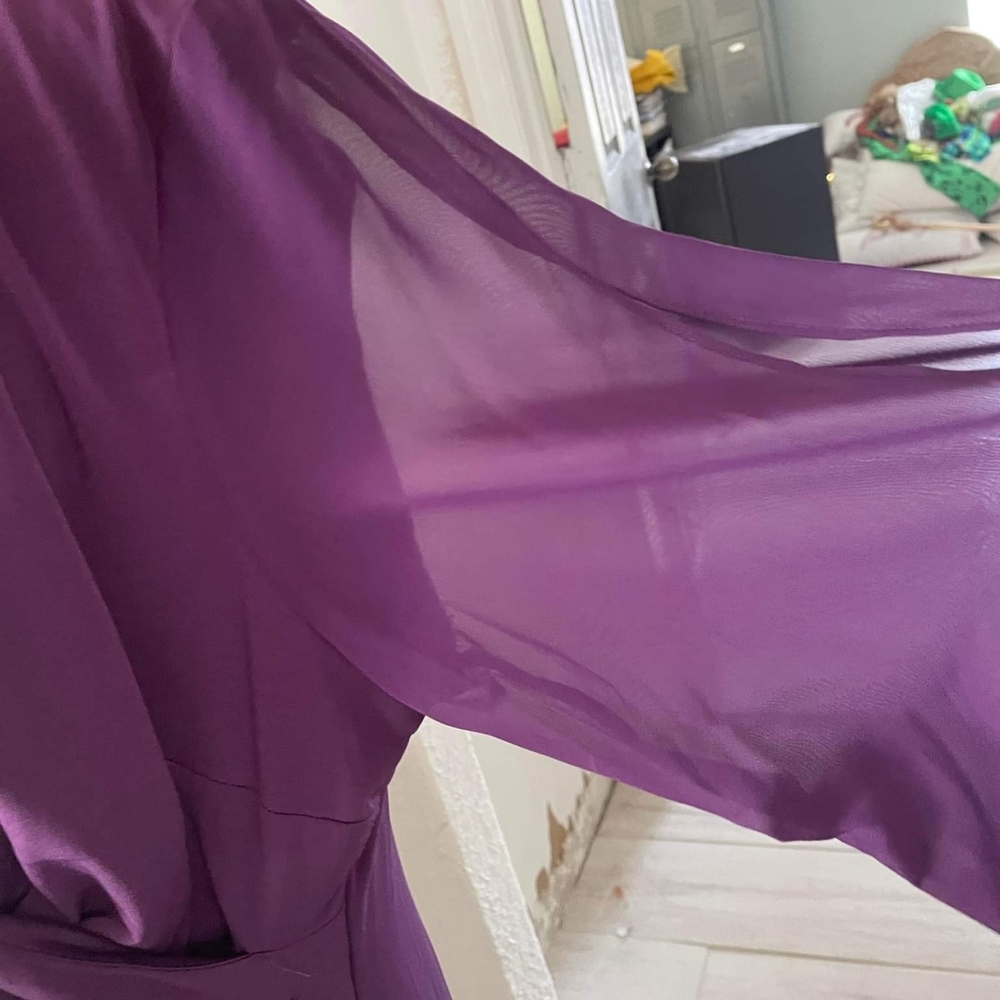 Purple long sleeve dress - Picture 3 of 3